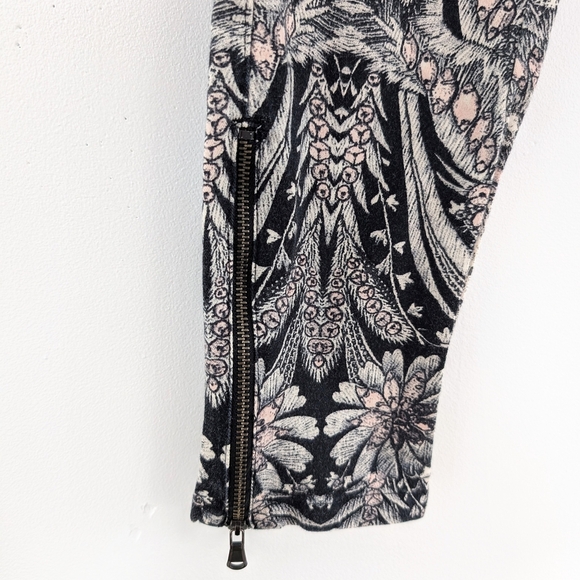 2/15$Zara Trafaluc Black and White Patterned Pants With Leather-like Trim Size 2 - Picture 6 of 11